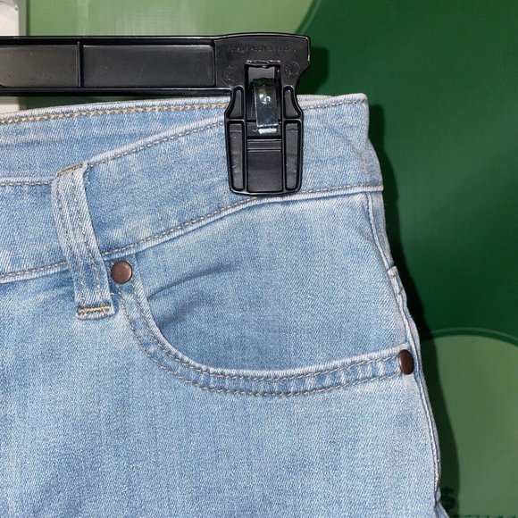 EILEEN FISHER Women's Ankle jean in LIGHT BLUE WASH sz 6 - NWT   msrp $ 178 - Picture 6 of 12